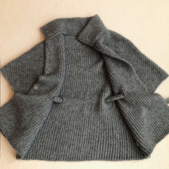 Chunky Knit Wool Anthropologie/Elsamanda Sweater / Cardigan Made in Italy, Small - Picture 8 of 12